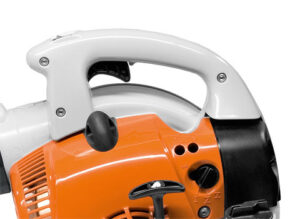 Scatola%20accessori%20integrata%20STIHL.